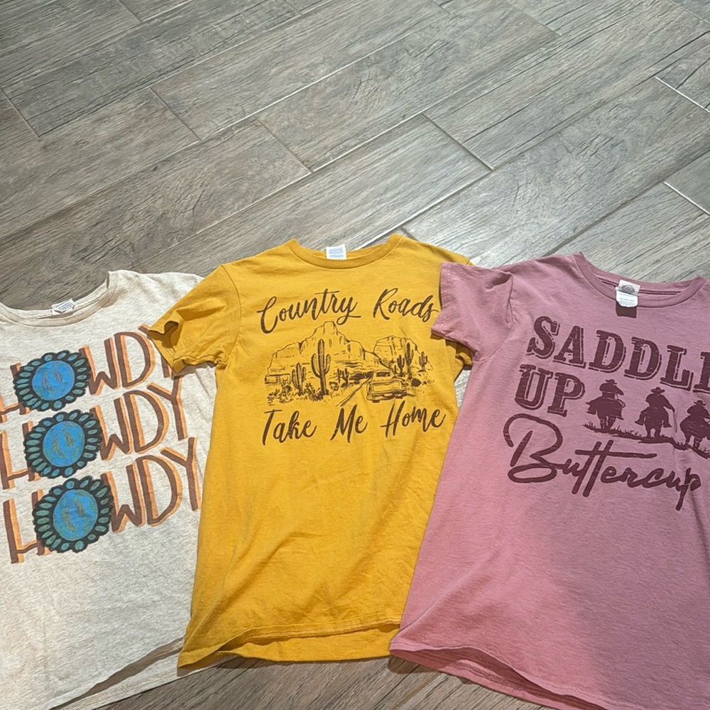 3 t shirts